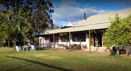 The Flyers' Lodge Bed & Breakfast Accommodation in Porterville The Flyers' Lodge Bed & Breakfast Accommodation in Porterville